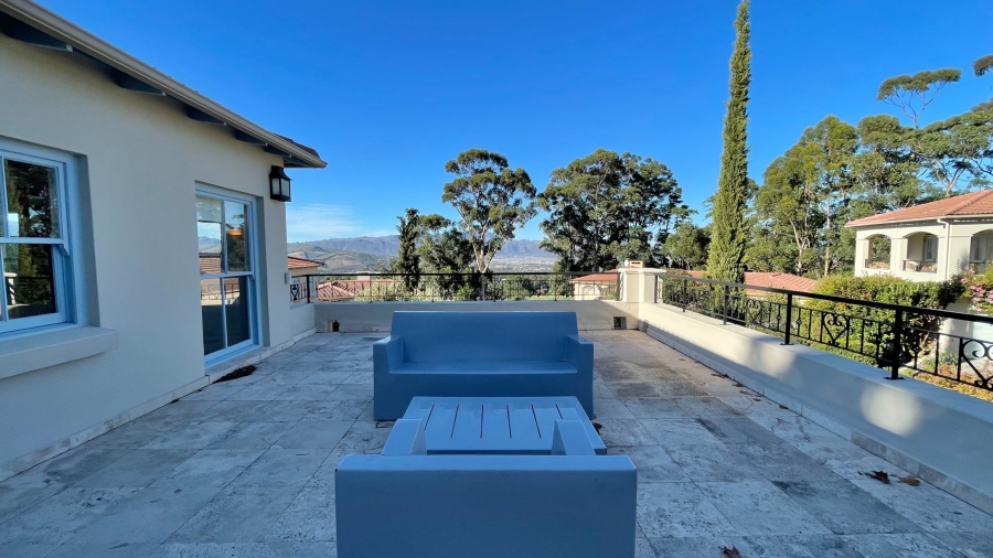 3 Bedroom Property for Sale in Spanish Farm Western Cape